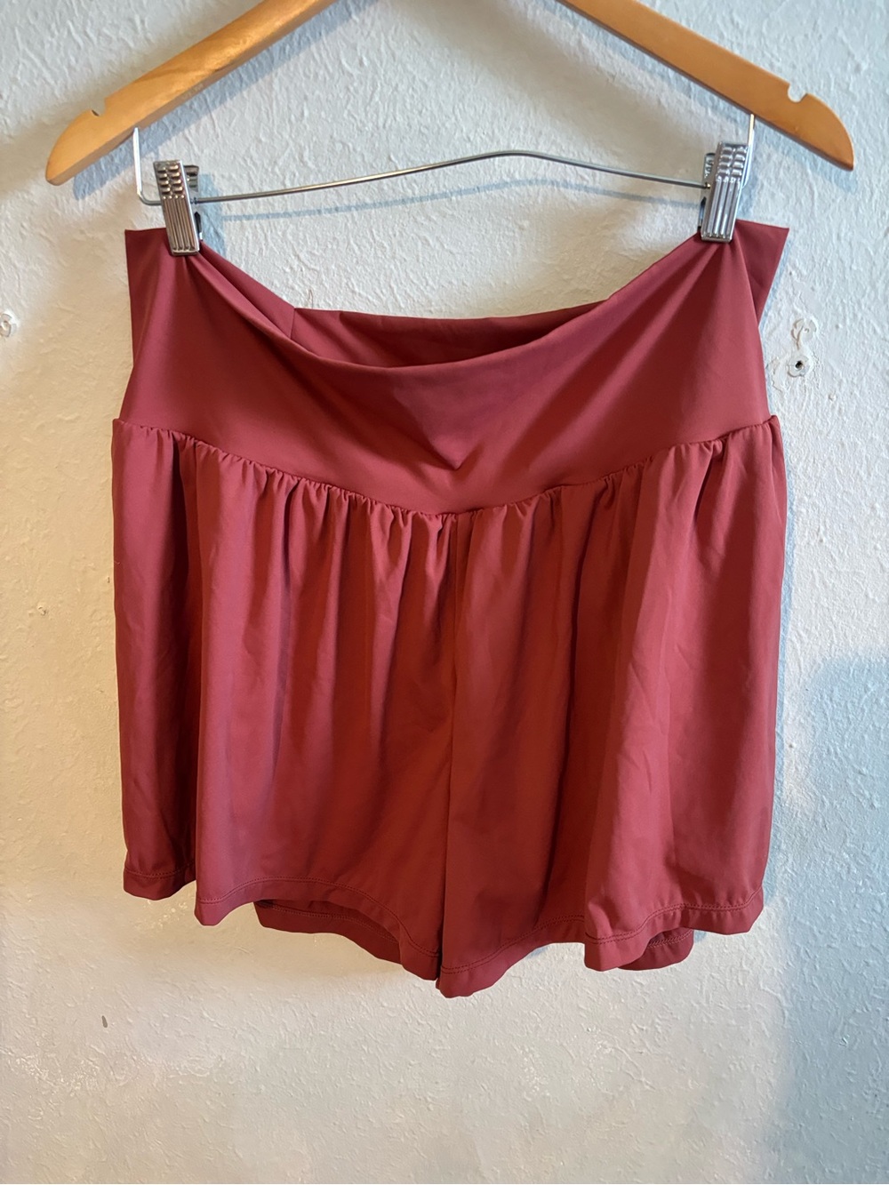 HALARA High-Rise Flow Shorts in Terracotta Rose